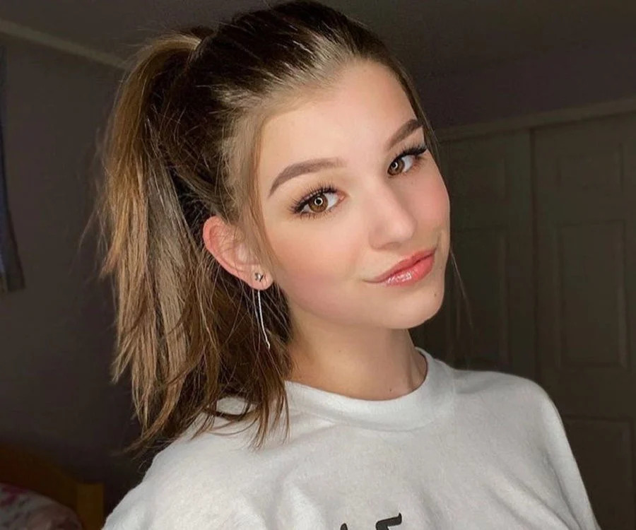 Brooke Monk Age: Shocking Truth About TikTok Star at 21!