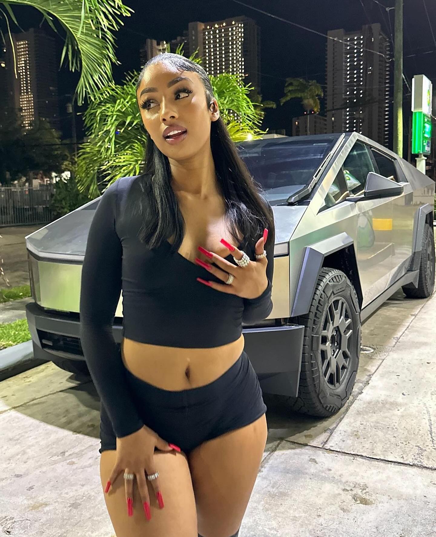 How Old Is Rubi Rose? Age of the American Rapper Revealed